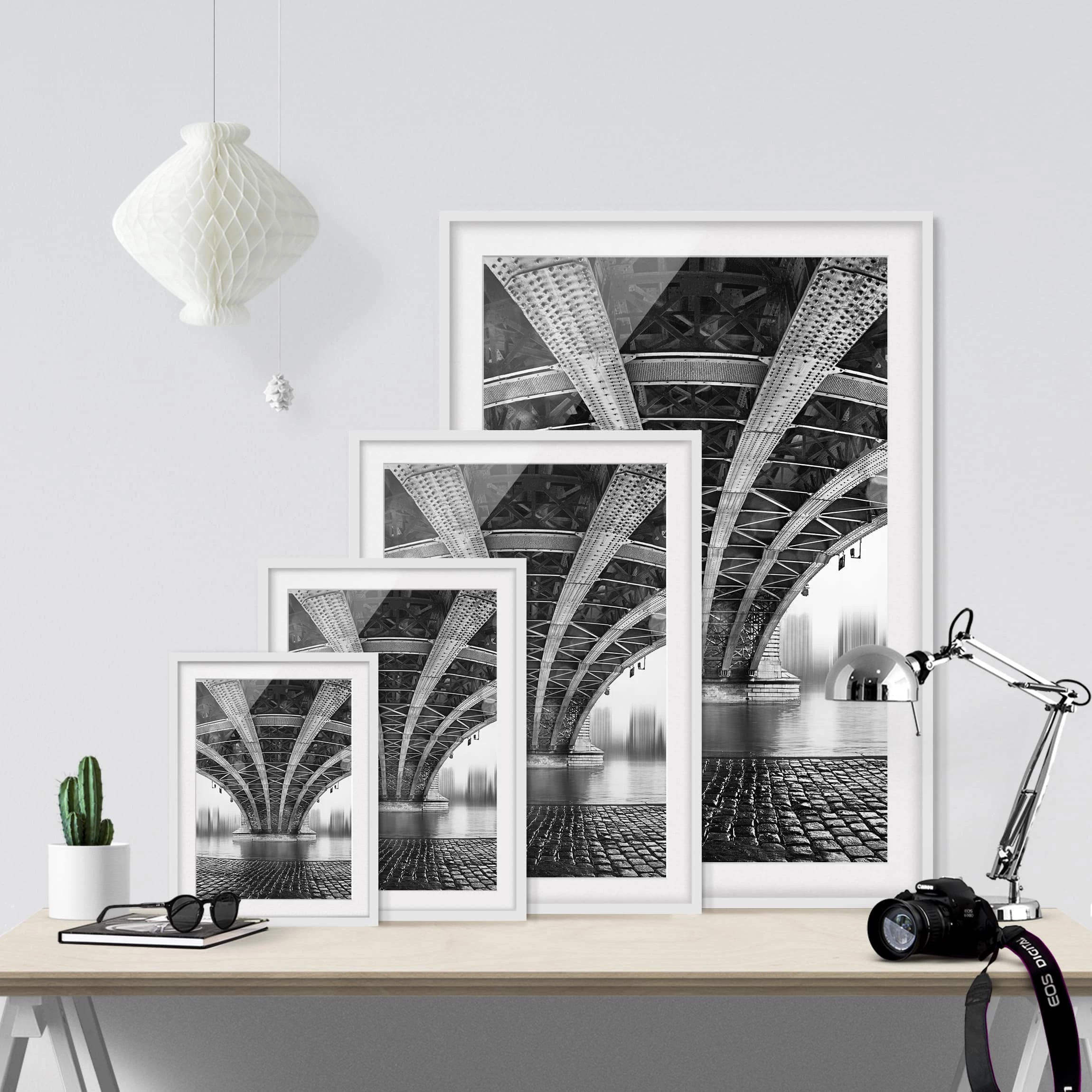 Bilderwelten Tableau déco Under The Iron Bridge II - Partiellement en pin massif - Blanc - 50 x 70 cm – Image 6