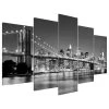 Artgeist Tableau déco Rêve au-dessus de New York - Toile - Noir / Blanc - 100 x 50 cm