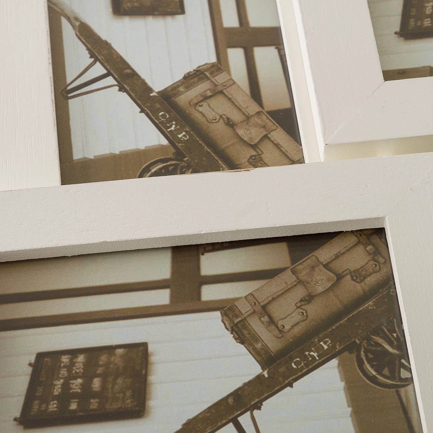 My Flair Cadres photo Lucy (lot de 8) - Sapin verni - Blanc – Image 3