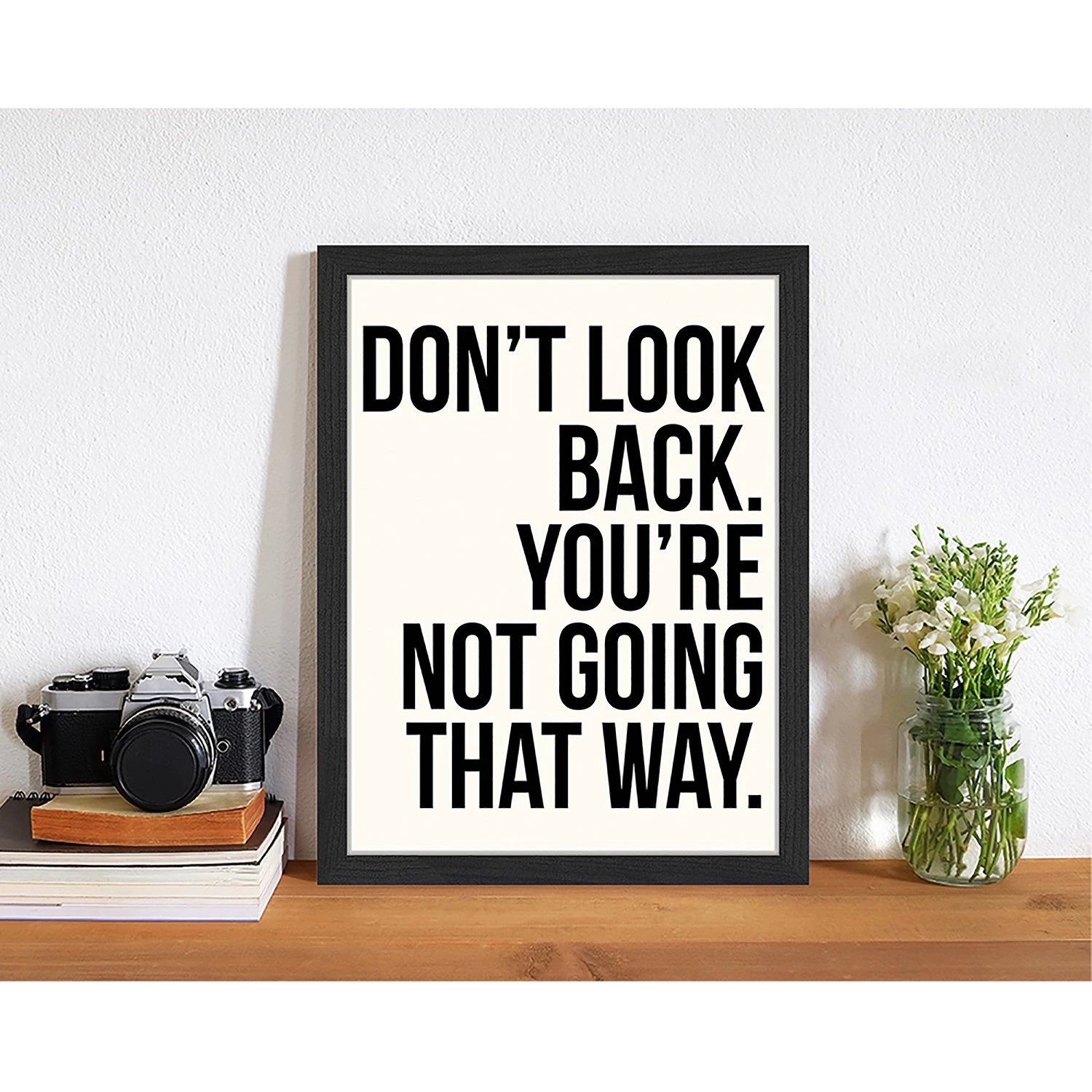 Any Image Tableau déco Dont look Back.. - Hêtre massif / Plexiglas - 33 x 43 cm – Image 2