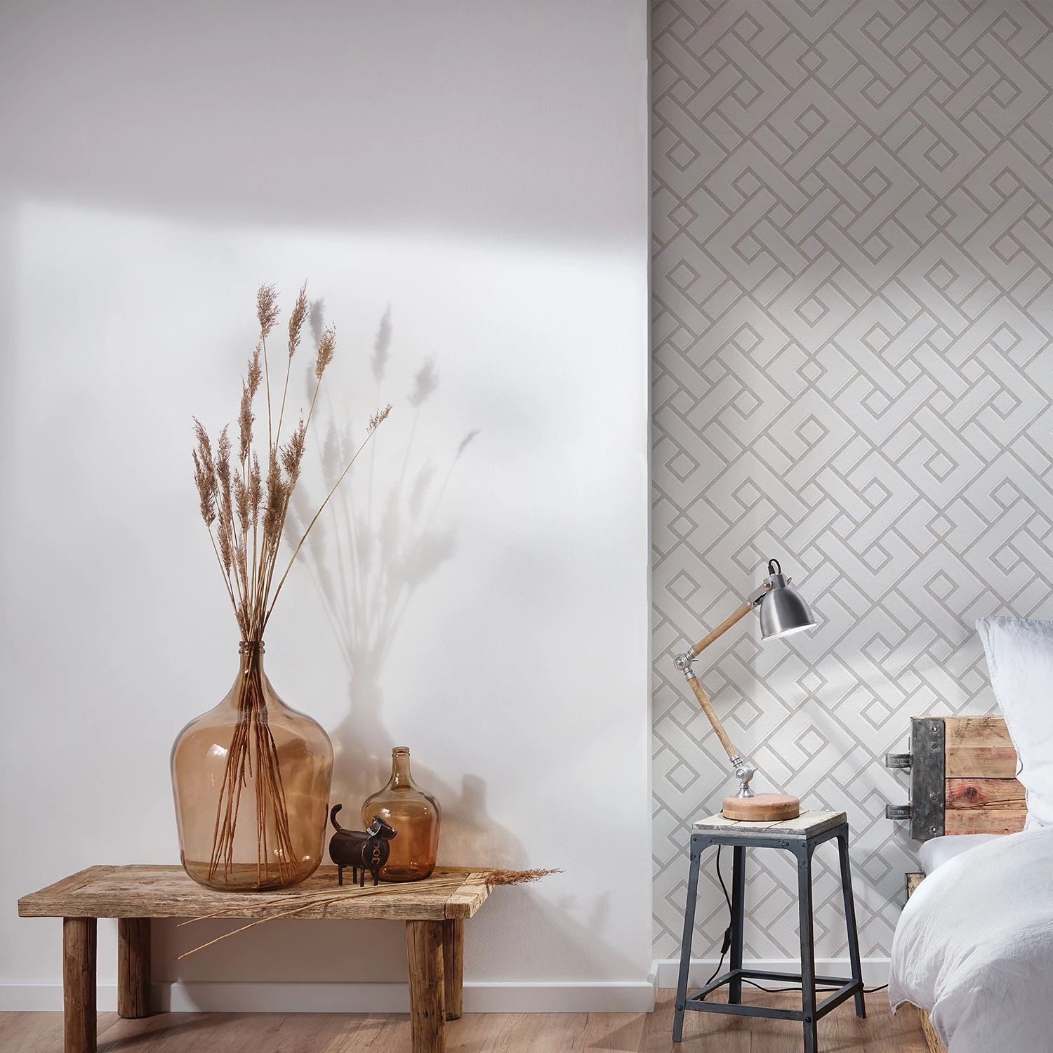 Papier peint en intissé Clarkia - Beige – Image 2