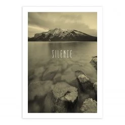 Komar Tableau déco Word Lake Silence - Papier - Sable